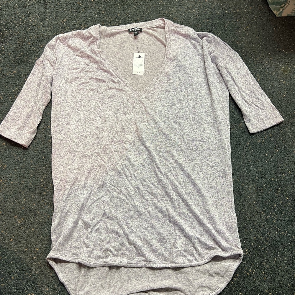 NWT - Express long tail short sleeve shirt- size small